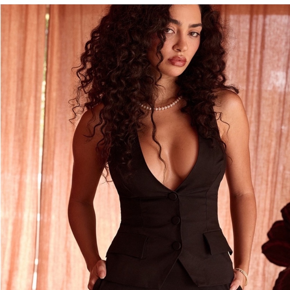 JULIET House of CB BLACK SLEEVELESS TUXEDO TOP USD $139 size M vest - Picture 2 of 11